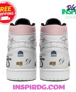 Taylor Swift “I just want to listen to Taylor Swift Alone” Air Jordan 1 High